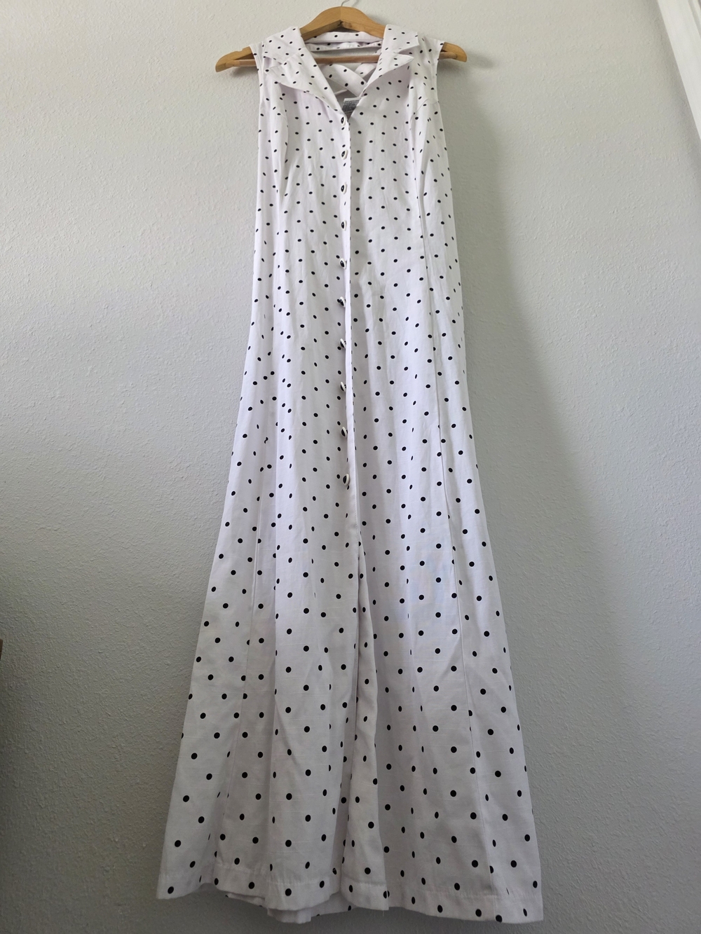 White Polka Dot Sleeveless Maxi Dress